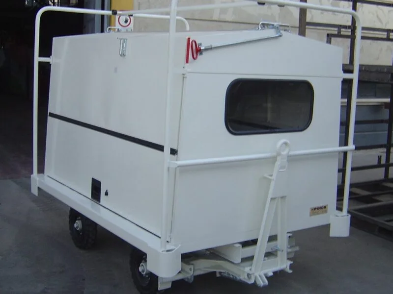 BAGGAGE TRAILER