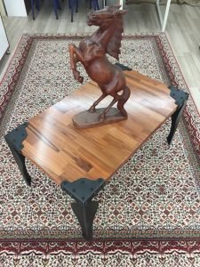 PETITES TABLES
